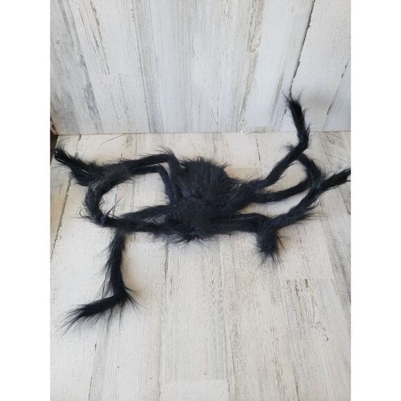 Large fuzzy tarantula spider Halloween scary pop decor - Picture 1 of 14